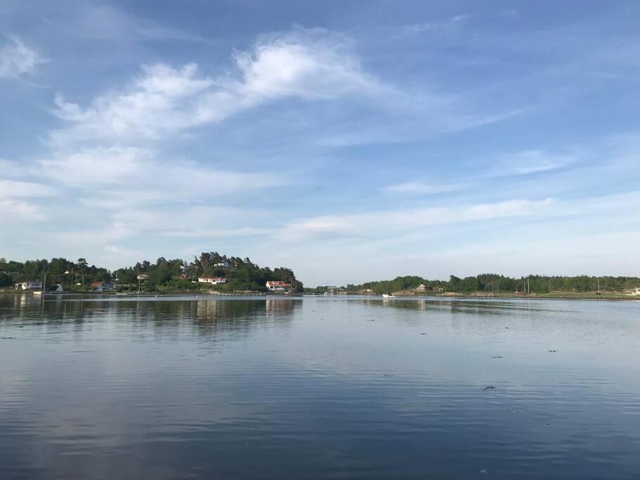 Tjodalyng - Ved Viksfjord - Sokkelleilighet Larvik Esterno foto